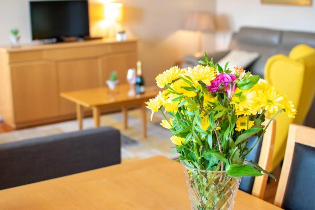 310 - The Carrowbeg At The Harbour Mills By Shortstays Westport Exteriör bild