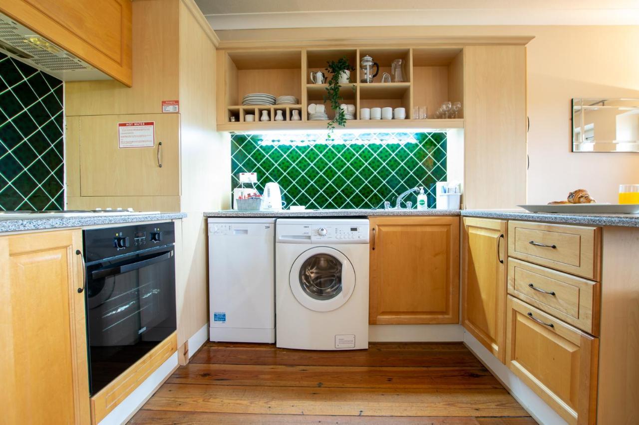 310 - The Carrowbeg At The Harbour Mills By Shortstays Westport Exteriör bild